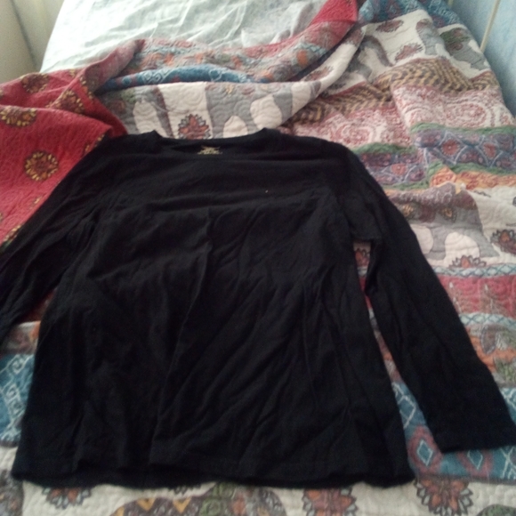 Clothes - Picture 7 of 8